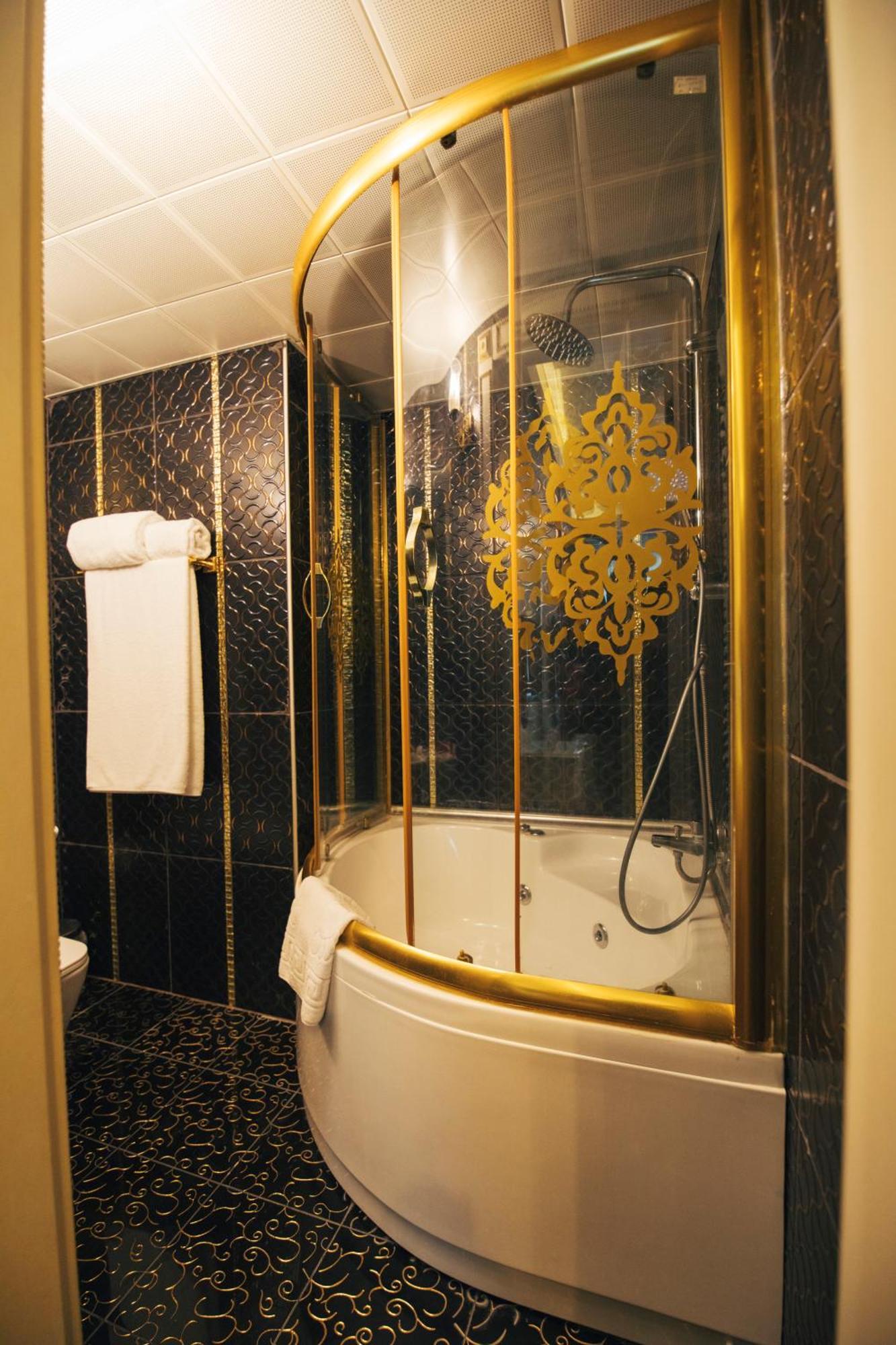 Royal Mersin Otel المظهر الخارجي الصورة